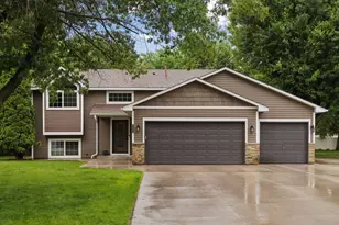 7275 Heather Ct N, Lino Lakes, MN 55014 - Photo 1