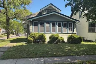 1539 Iglehart Ave, Saint Paul, MN 55104 - Photo 1