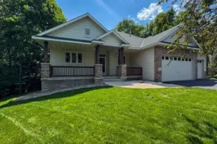 1973 Raspberry Ln, Shakopee, MN 55379 - Photo 1