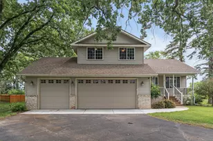 6956 Delarosa Ct, Inver Grove Heights, MN 55076 - Photo 1