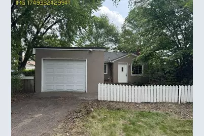 627 9th Avenue NW, New Brighton, MN 55112 - Photo 1