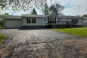 916 Spring Lake Rd, Cloquet, MN 55720 - Photo 1