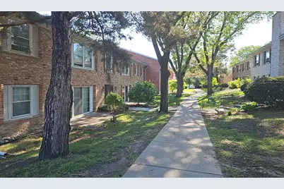 802 Old Settlers Trail #1, Hopkins, MN 55343 - Photo 1