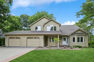 12075 Gantry Ln, Apple Valley, MN 55124 - Photo 1