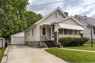 1042 6th Avenue SE, Rochester, MN 55904 - Photo 1