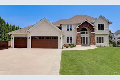 121 Wexford Heights Drive, New Brighton, MN 55112 - Photo 1