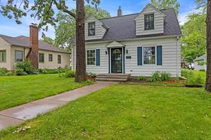 332 Riverside Dr NE, Saint Cloud, MN 56304 - Photo 1