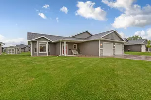 755 Escalade Ln SE, Owatonna, MN 55060 - Photo 1