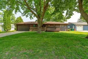 1510 Plainview Ln, Albert Lea, MN 56007 - Photo 1