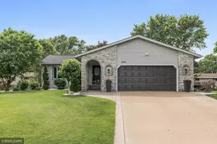 356 James Ct, Mahtomedi, MN 55115 - Photo 1