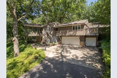 1120 Oakview Lane N, Plymouth, MN 55441 - Photo 1