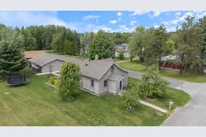 201 17th Ave W, Eveleth, MN 55734 - Photo 1