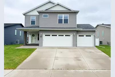 4551 15th Street S, Moorhead, MN 56560 - Photo 1