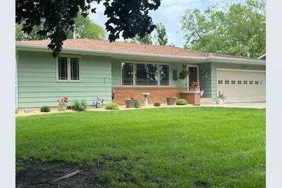 240 15th Street SW, Owatonna, MN 55060 - Photo 1