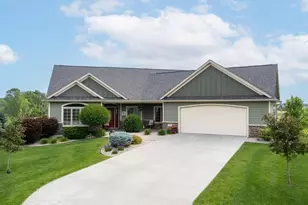 25 Harmony Ct, Lake City, MN 55041 - Photo 1