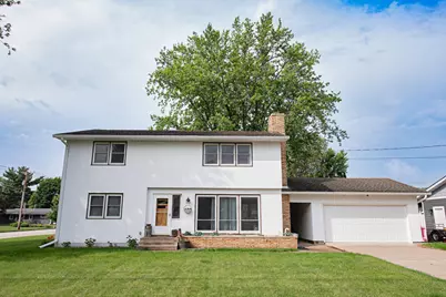 4419 W 7th Street, Goodview, MN 55987 - Photo 1