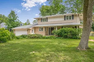 237 Campbell Dr, Hopkins, MN 55343 - Photo 1