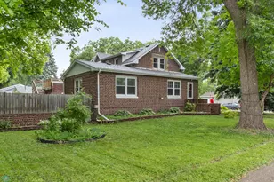 504 14th St N, Moorhead, MN 56560 - Photo 1