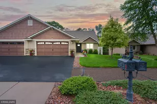 770 Club View Ln, Altoona, WI 54720 - Photo 1