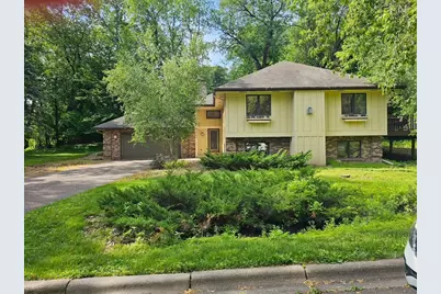 13701 Wood Lane, Minnetonka, MN 55305 - Photo 1