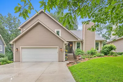16450 S Manor Road, Eden Prairie, MN 55346 - Photo 1