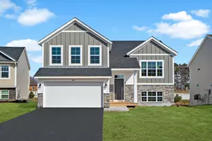 611 47th Ave NE, Saint Cloud, MN 56304 - Photo 1