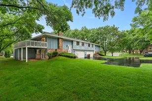 6881 Stratford Rd, Woodbury, MN 55125 - Photo 1