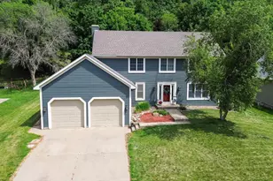 1497 Golf View Dr, River Falls, WI 54022 - Photo 1