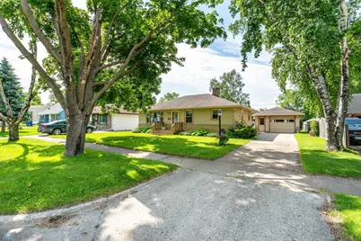 719 W 7th Avenue, Fergus Falls, MN 56537 - Photo 1