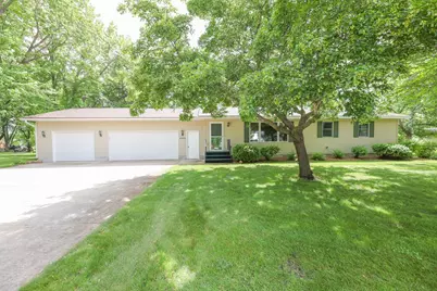 2303 Parkview Road NE, Alexandria, MN 56308 - Photo 1
