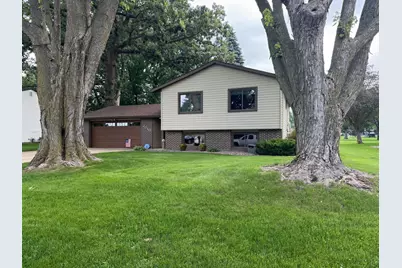 2010 Highland Avenue, Albert Lea, MN 56007 - Photo 1