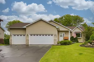 14955 Oakcrest Cir, Savage, MN 55378 - Photo 1