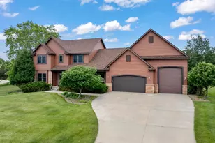 3135 Sherburn Pl SW, Rochester, MN 55902 - Photo 1