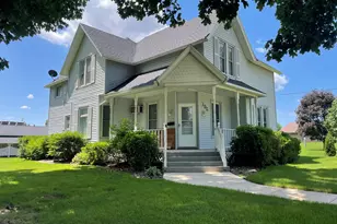 308 Grand Ave E, Grand Meadow, MN 55936 - Photo 1