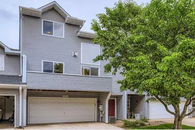 649 Kingfisher Lane #Unit i, Woodbury, MN 55125 - Photo 1