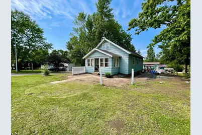 306 E Race Avenue, Elmwood, WI 54740 - Photo 1