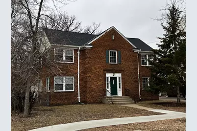 814 5th Street SE #4, Minneapolis, MN 55414 - Photo 1