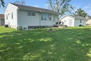 1206 7th Ave NE, Austin, MN 55912 - Photo 1