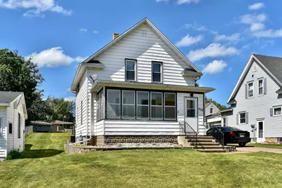 609 E Grove Street, Rushford, MN 55971 - Photo 1