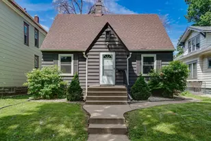 985 Rose Ave E, Saint Paul, MN 55106 - Photo 1