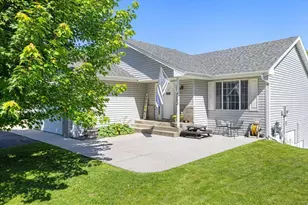 153 Pheasant Ridge Dr, Montrose, MN 55363 - Photo 1