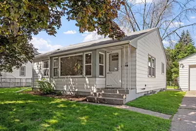 225 10th Avenue N, South Saint Paul, MN 55075 - Photo 1