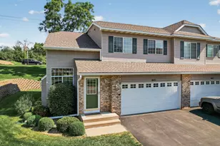 843 Summer Pines Cir, Hudson, WI 54016 - Photo 1