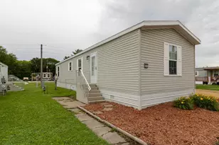 1025 Belle Ave, Mankato, MN 56001 - Photo 1