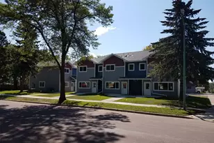 104 S Prairie Ave, Fairmont, MN 56031 - Photo 1