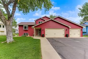 7050 37th St N, Oakdale, MN 55128 - Photo 1