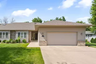 1360 Edinburgh Pl NE, Owatonna, MN 55060 - Photo 1