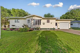 420 Mallory Street N, Waterville, MN 56096 - Photo 1