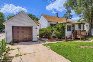 621 Victoria St N, Saint Paul, MN 55104 - Photo 1