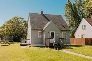 311 W 9th St, Morris, MN 56267 - Photo 1